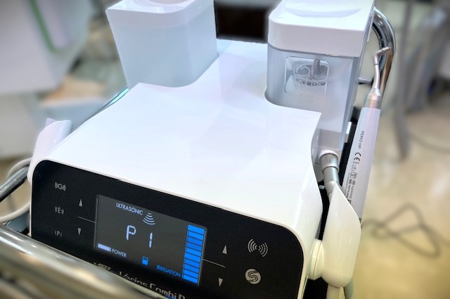 バイオフィルム・着色汚れを落とし歯をツルツルにするパウダーメインテナンス機器