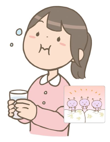 治療前にポイックウォーターで口腔内を除菌するうがいをする女の子のイラスト